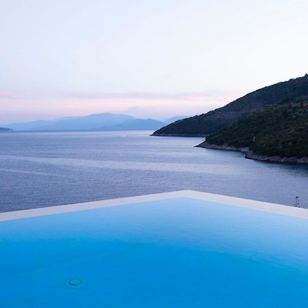 Villa Kalamos - Modern Villa In Sivota Bay With Direct Access To Sea 外观 照片