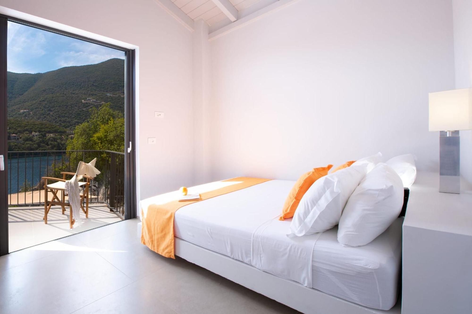 Villa Kalamos - Modern Villa In Sivota Bay With Direct Access To Sea 外观 照片