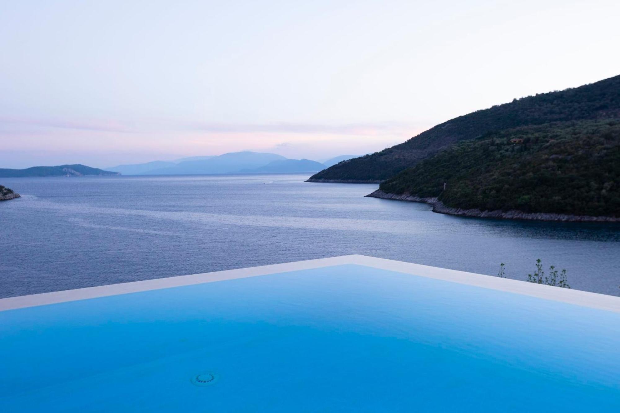 Villa Kalamos - Modern Villa In Sivota Bay With Direct Access To Sea 外观 照片
