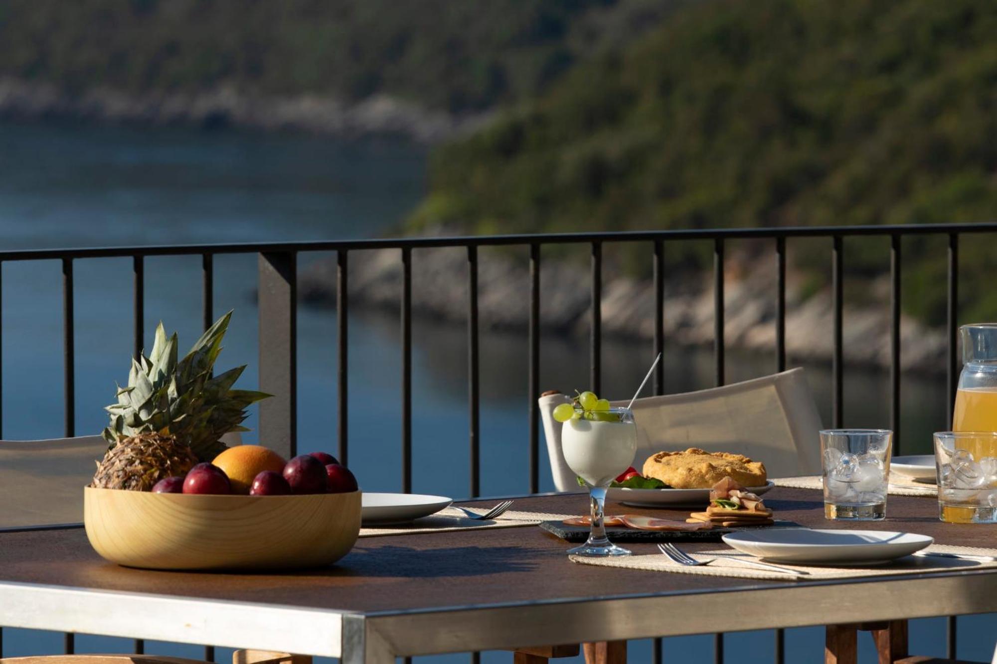 Villa Kalamos - Modern Villa In Sivota Bay With Direct Access To Sea 外观 照片