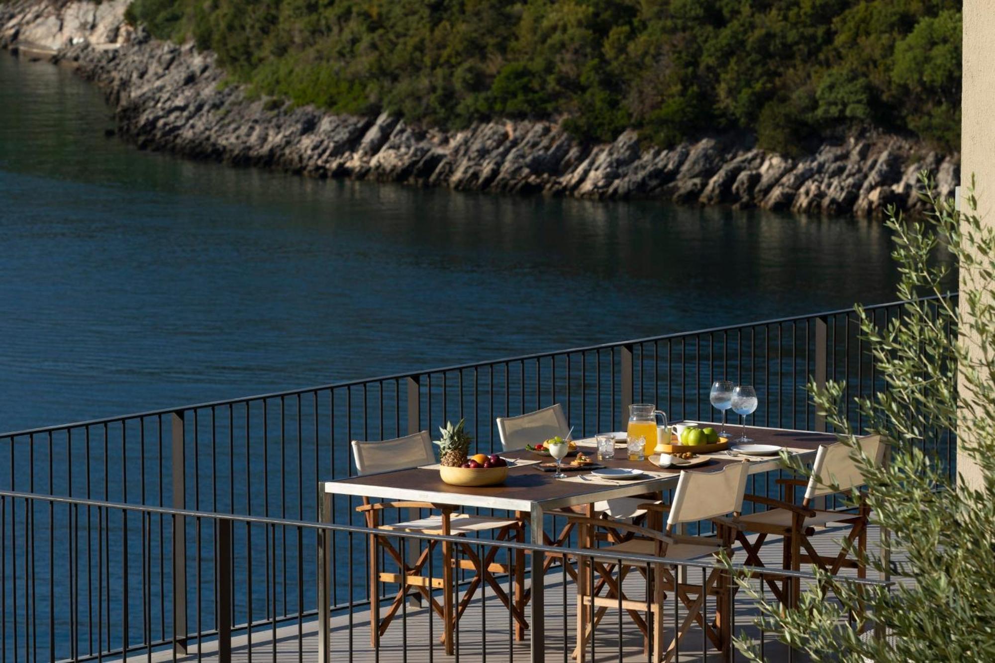 Villa Kalamos - Modern Villa In Sivota Bay With Direct Access To Sea 外观 照片