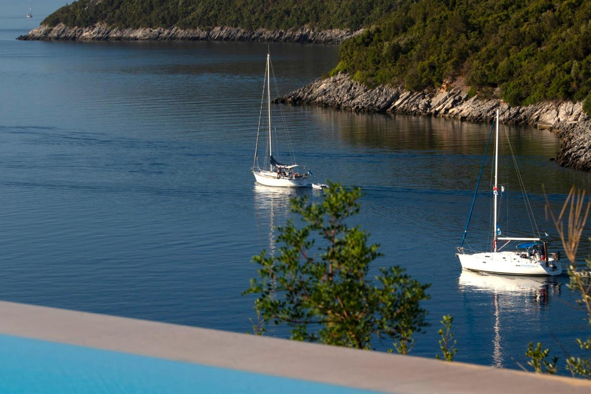 Villa Kalamos - Modern Villa In Sivota Bay With Direct Access To Sea 外观 照片